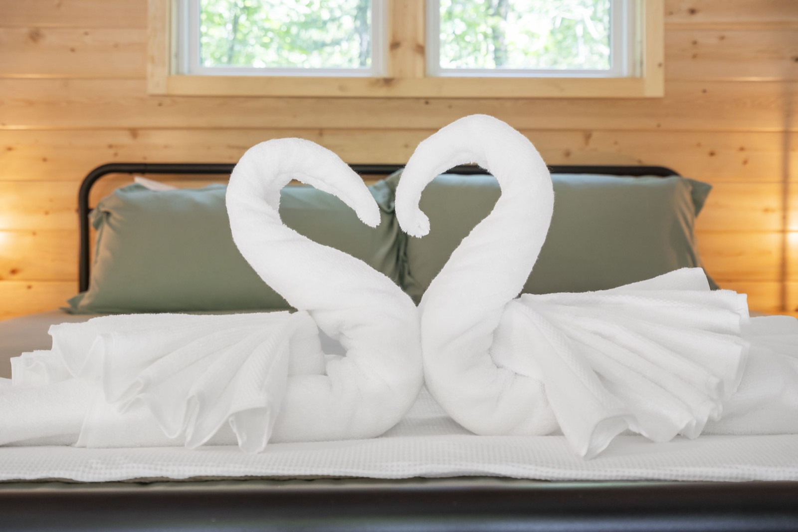 Branson short-term rental bedroom